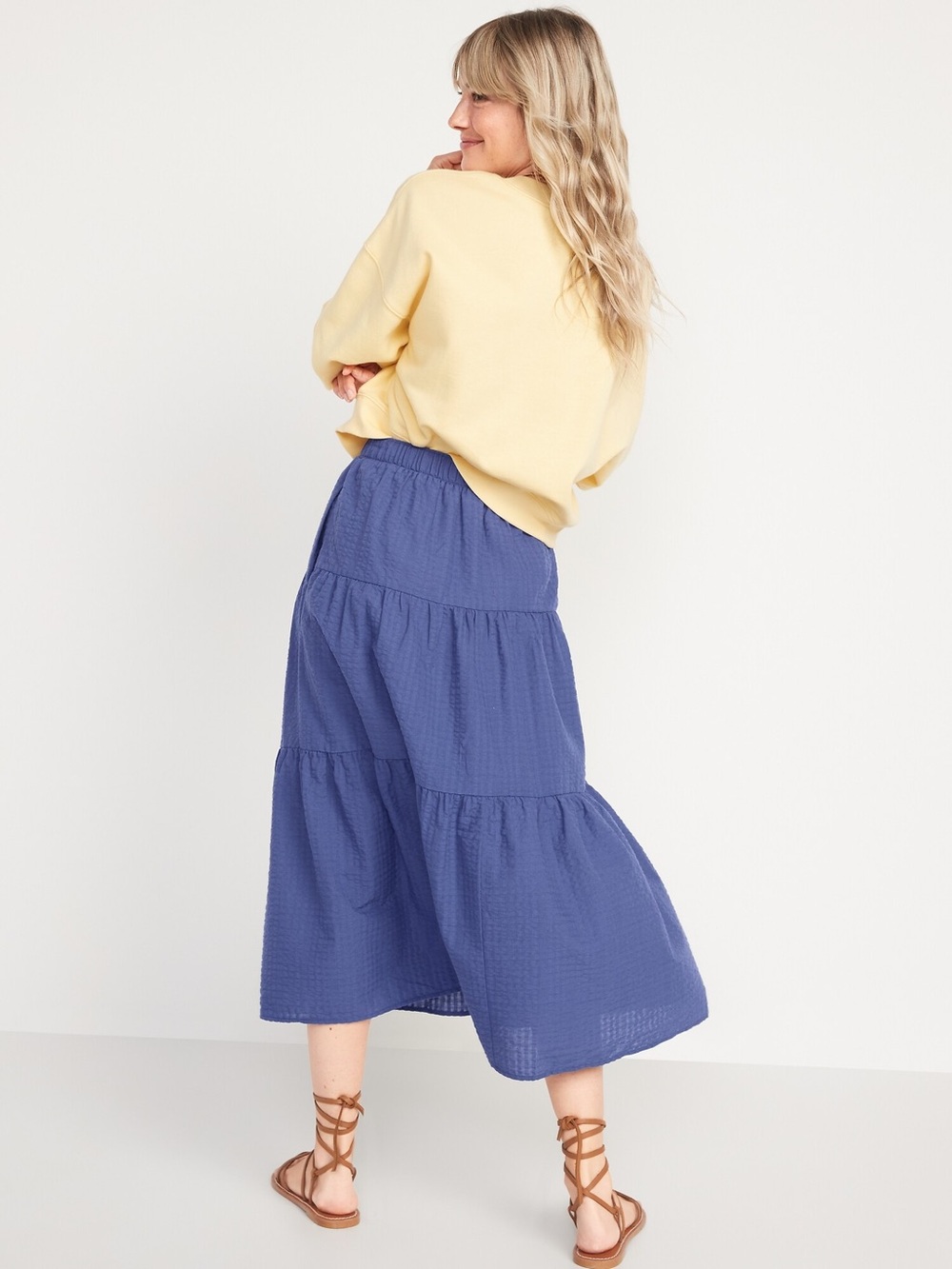 Old Navy High-Waisted Tiered Seersucker Maxi Skirt - Picture 2 of 3